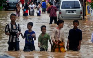 Read more about the article Sebanyak 2.036 Kepala Keluarga Terdampak Banjir di Kota Cilegon