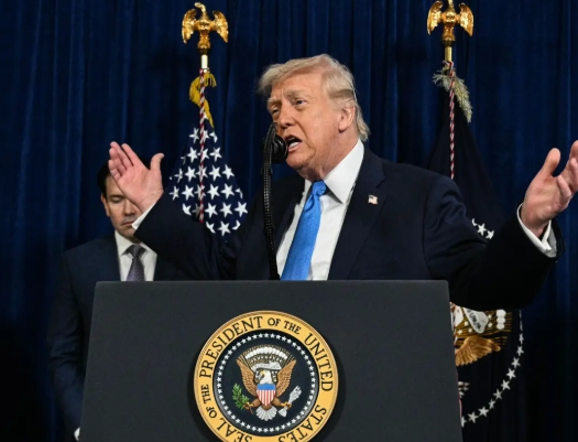 You are currently viewing Tarif, Greenland, dan Retaknya Hubungan AS–Eropa di Era Trump