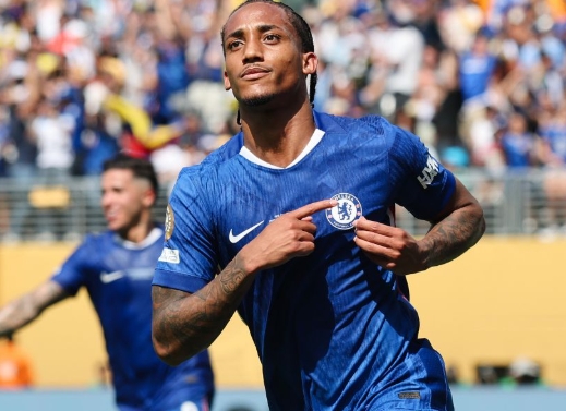 Read more about the article Joao Pedro Sebut Bintang Liga Inggris Lebih Unggul Soal Umpan Dibanding Lionel Messi