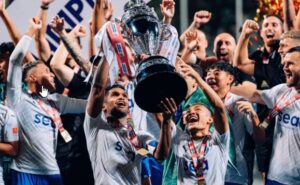 Read more about the article Kesalahan Pergantian Pemain Berujung Forfeit, FAS Sahkan Kemenangan Sailors di Final Piala Singapura