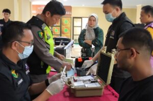 Read more about the article Tim DVI Polda Jabar Ambil Sampel DNA Keluarga Pramugari Korban Pesawat Jatuh