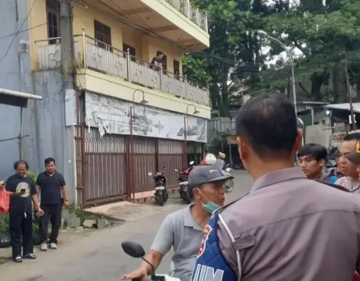 polisi datangi lokasi kejadian tukang ojek di begal motor
