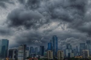 Read more about the article Polda Lampung Ingatkan Ancaman Cuaca Ekstrem, Warga Diminta Lebih Siaga